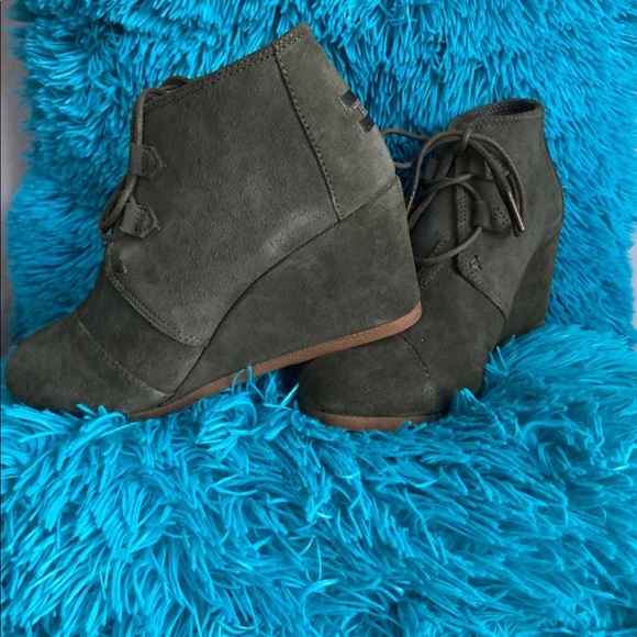 🔥🔥TOMS WEDGES 🔥🔥 - Picture 3 of 8